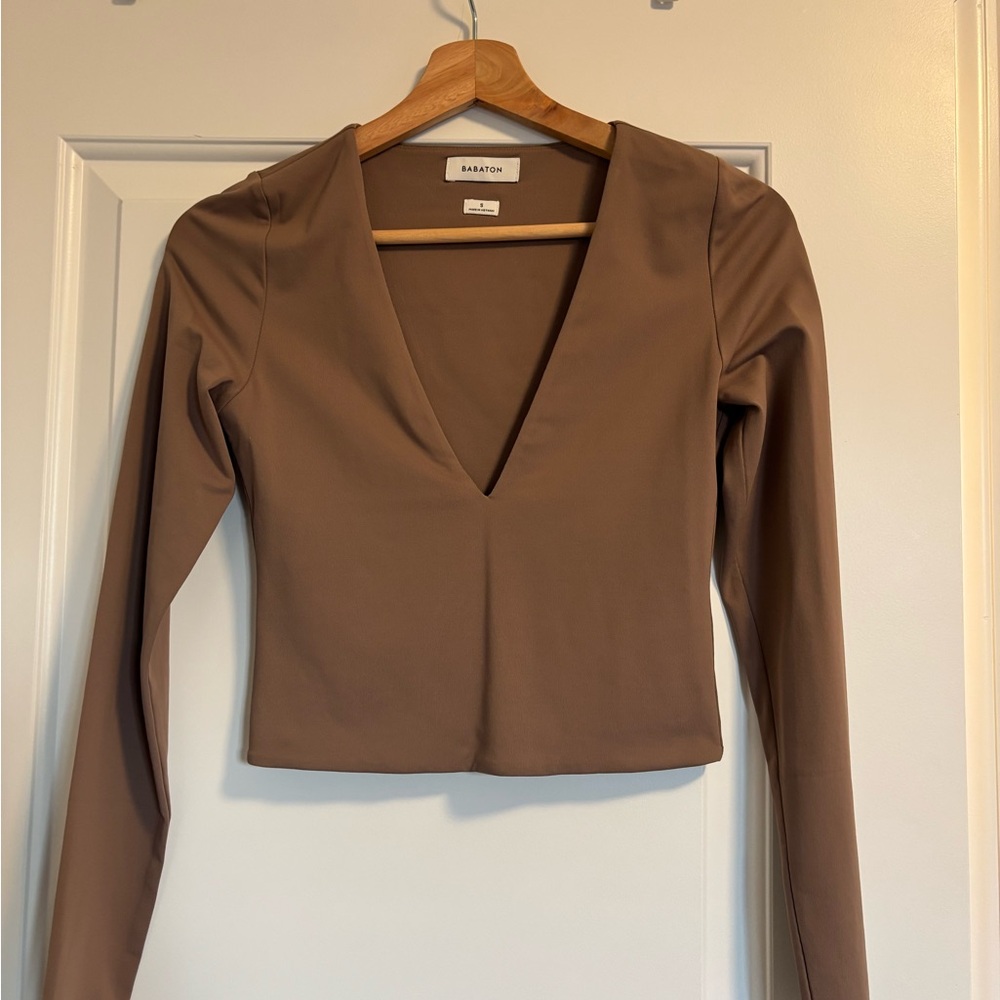 Aritzia Babaton V-Neck Long Sleeve Top S